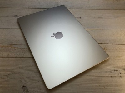 Apple MAcBook Air 2023 15 in ( 512 GB SSD, Apple M2 3.4 GHz, 8 GB