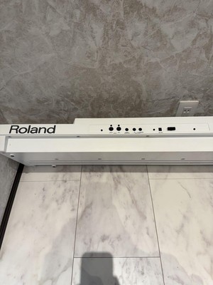 名器 ローランド ROLAND スピーカー内蔵 キーボード E-09W 美品 Roland