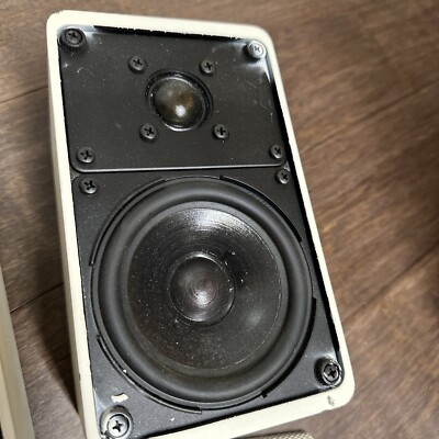 スピーカー・ウーファー CANTON Plus S Made in Germany スピーカー