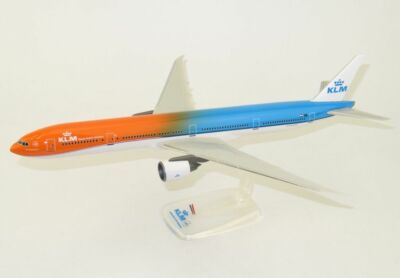 KLM Boeing 777-300ER PH-BVA Orange Pride 1/200 scale aircraft