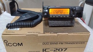 ICOM IC-207 デュアルバンドFMトランスミッター 無線機 ICOM IC-207