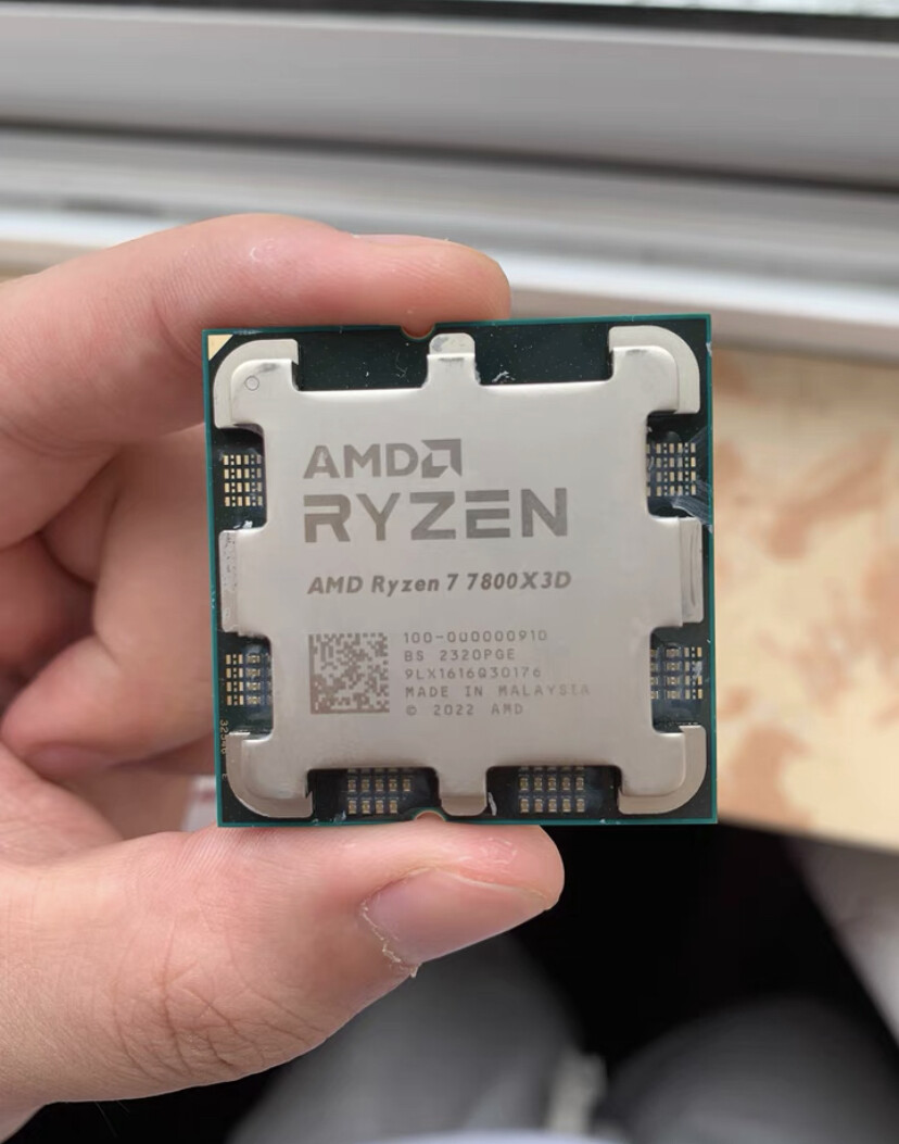 新品 未開封 CPU AMD Ryzen7 7800X3D ゲーミングPC パーツ バルク品