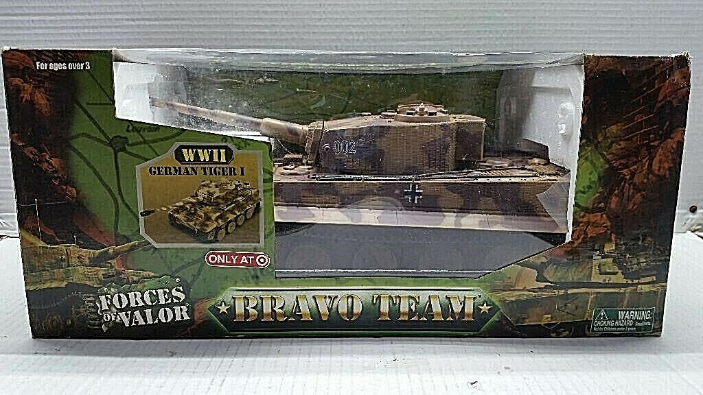 NEW FORCES OF VALOR UNIMAX 1:18 WWII GERMAN TIGER I TANK BRAVO