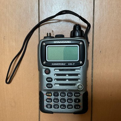 アマチュア無線機 YAESU FT2D ハンディ機 【外部電源接続不可