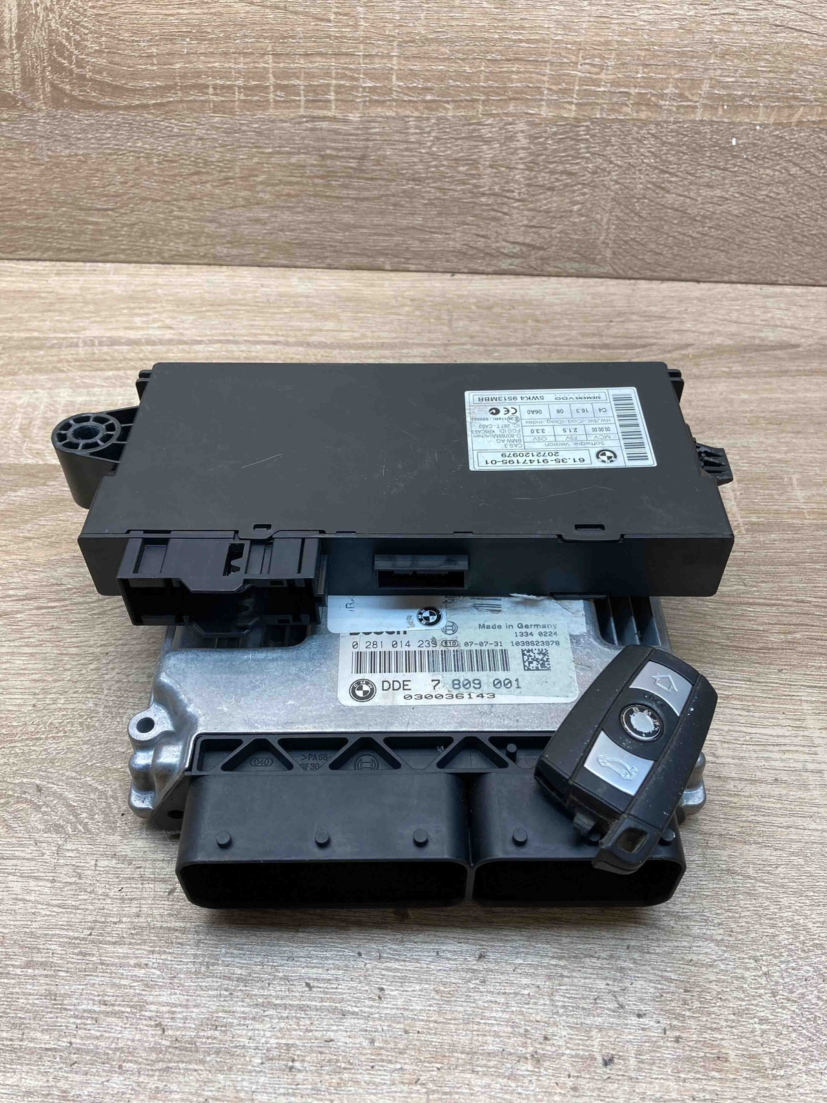 川端玉章／中島来章門 小田海僊・高橋由一師事「俊寛」掛軸 絹本 共箱