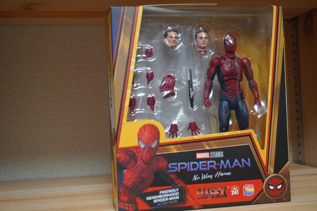 MAFEX No.241 Friendly Neighborhood Spider-Man - Spider-Man: No Way