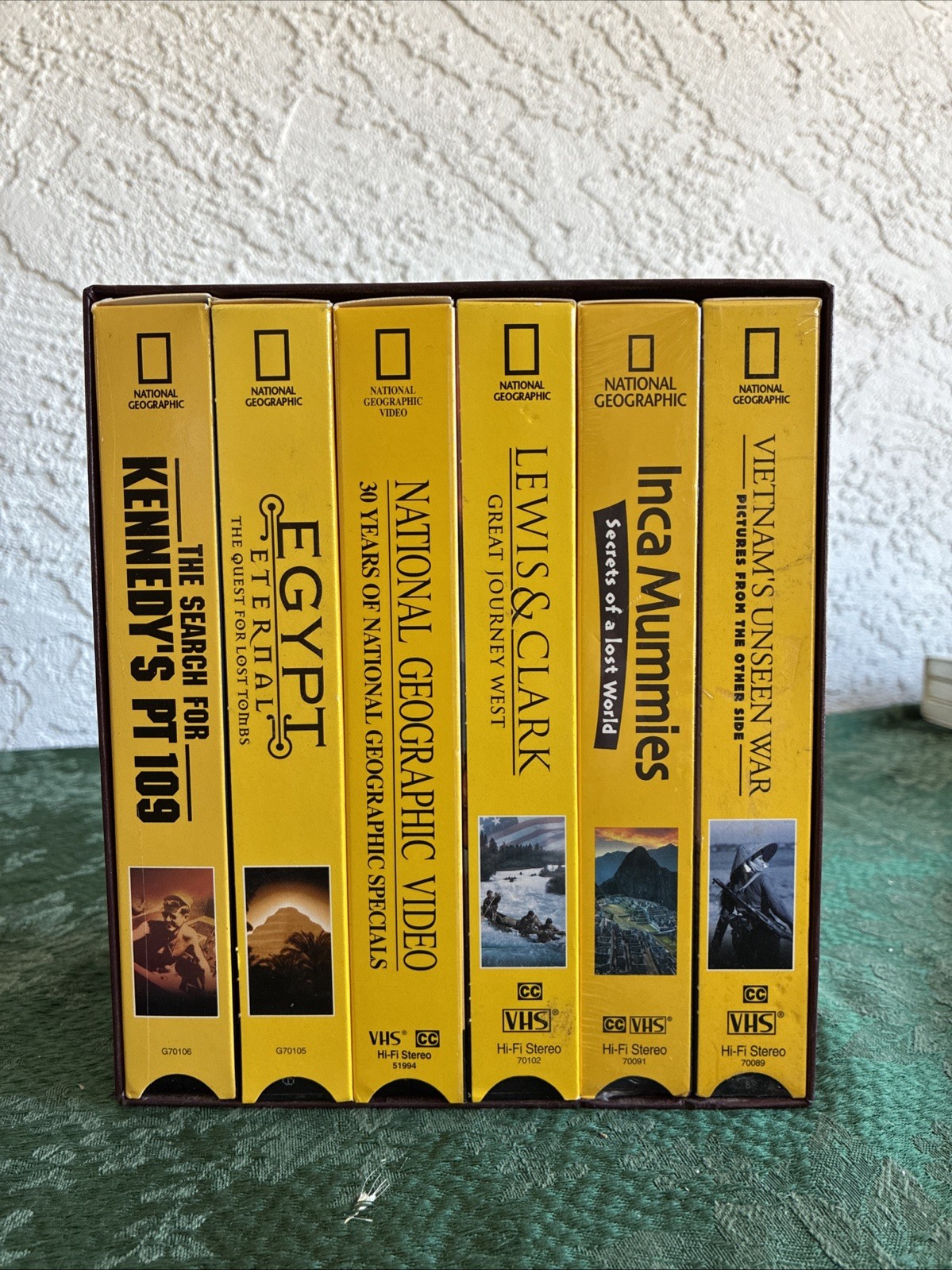 NATIONAL GEOGRAPHIC VHS SET