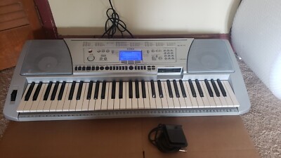 Yamaha PSR-450 Keyboard 61 key Synthesizer W/ DISC DRIVE & FOOT