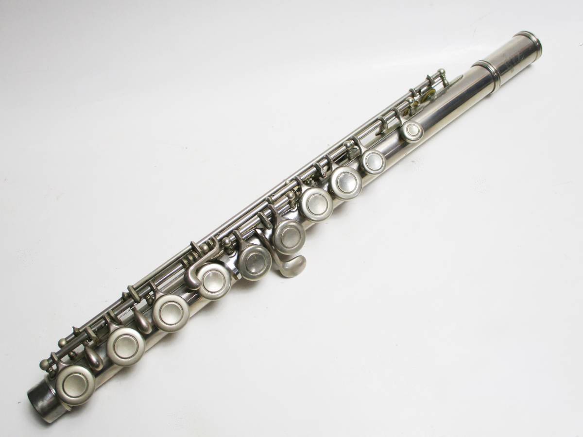 YAMAHA YAMAHA YFL-23 フルート □2462 YFL-23 ヤマハ フルート 管楽器