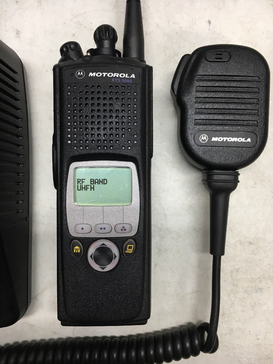MOTOROLA XTS5000 II UHF 450-512mhz DIGITAL Radio H18SDF9PW6AN