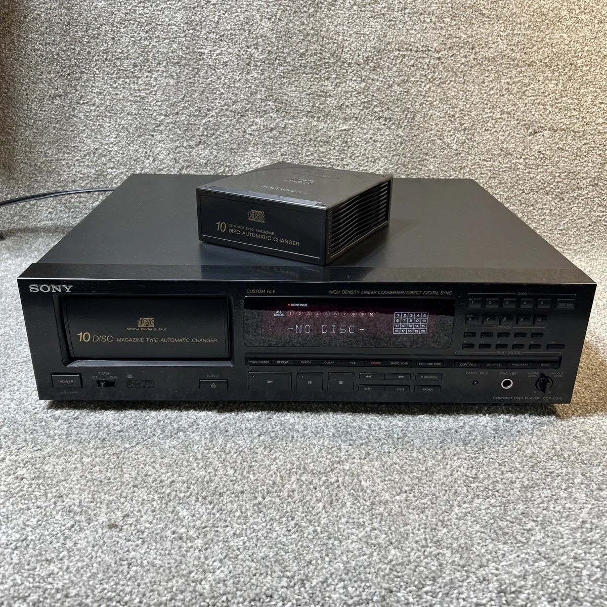 Sony Home Audio CD Players & Recorders 10-14 CD Changer Capacity