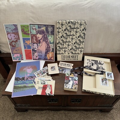TAYLOR SWIFT VIP BOX サイン付き 2 pcs x Taylor Swift Eras tour VIP
