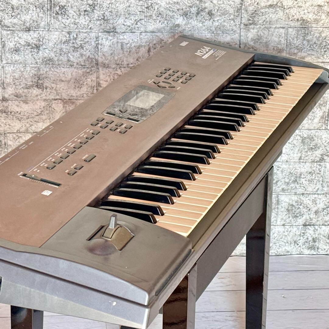 KORG N364 Music Workstation 61-Key Keyboard Synthesizer Music