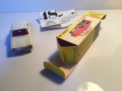 ミニカー DINKY No.1428 PEUGEOT 304 Amazon.co.jp: DINKY TOYS 1/43