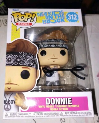 DONNIE WAHLBERG NKOTB NEW KIDS BOSTON SIGNED FUNKO POP VINYL TOY