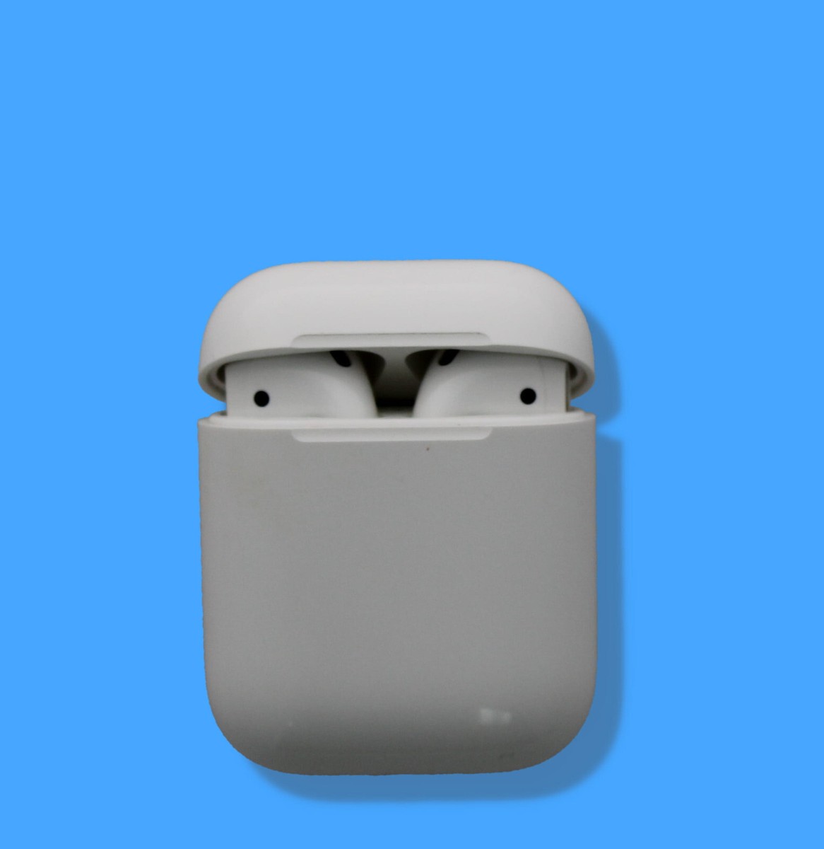 APPLE OEM AIRPODS A1523 1ST GEN VERSION 6.8.8 WITH CHARGING CASE