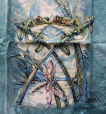 Frogs T-Shirt by The Mountain Company Youth Size Small Brand NEW