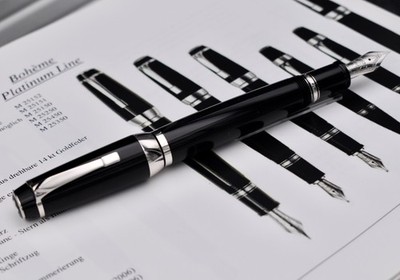 MONTBLANC Bohème XL Platinum Line (No Stone) Fountain Pen w/ 18k