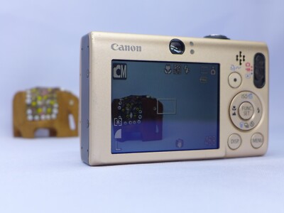 Canon Digital IXUS 80 IS / PowerShot ELPH SD1100 IS 8.0MP Digital
