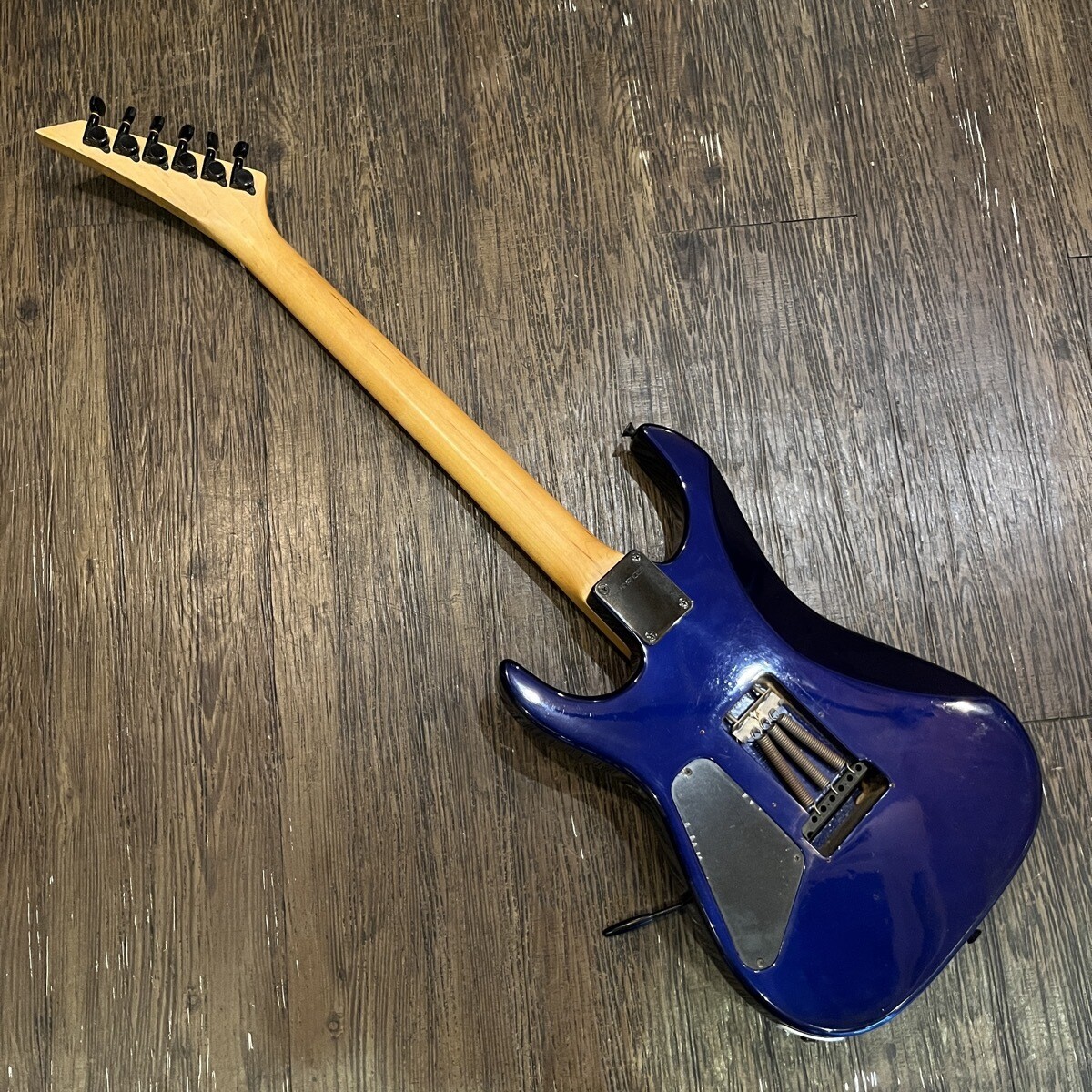 ヴィンテージ 1985 FERNANDES LIMITED ST-40 ヴィンテージ 1985