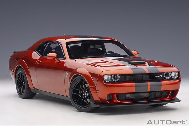 2018 DODGE CHALLENGER HELLCAT SRT CINNAMON STICK 1:18 AUTOart