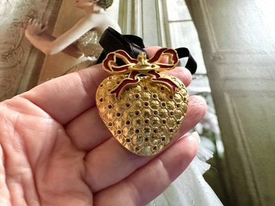 VivienneWestwoodレア ハート＆リボン ブローチ ボウブローチ