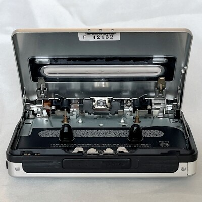 SONY WM-FX877 1999 W/accesories Radio Walkman Cassette Player From