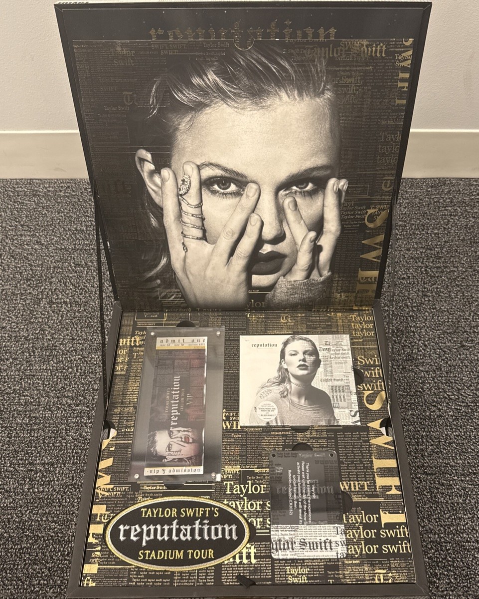 Taylor Swift Reputation Stadium Tour 特典 Taylor Swift Reputation