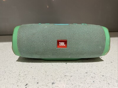JBL charge3 付属品付 美品】JBL CHARGE3 付属品、ケース付 JBL Charge 3(