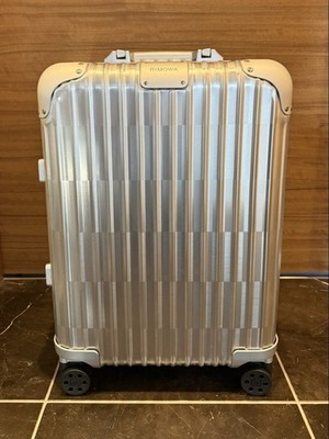 Rimowa Limited Edition Original Cabin Silver 4-wheels Carry Case