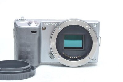 Sony Alpha NEX-5 NEX5 16.1MP Mirrorless Digital Camera Body Only