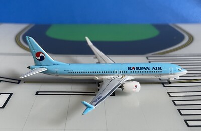 Korean Air Boeing 737 Max-8 HL8348 current 1/400 scale diecast