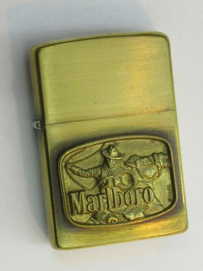 Marlboro Zippoライターセット Excellent 1976 Zippo Marlboro Set w
