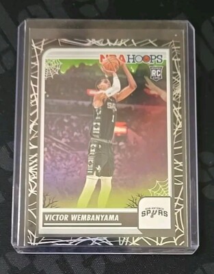 2023-24 Panini NBA Haunted Hoops #108 Victor Wembanyama RC Holo