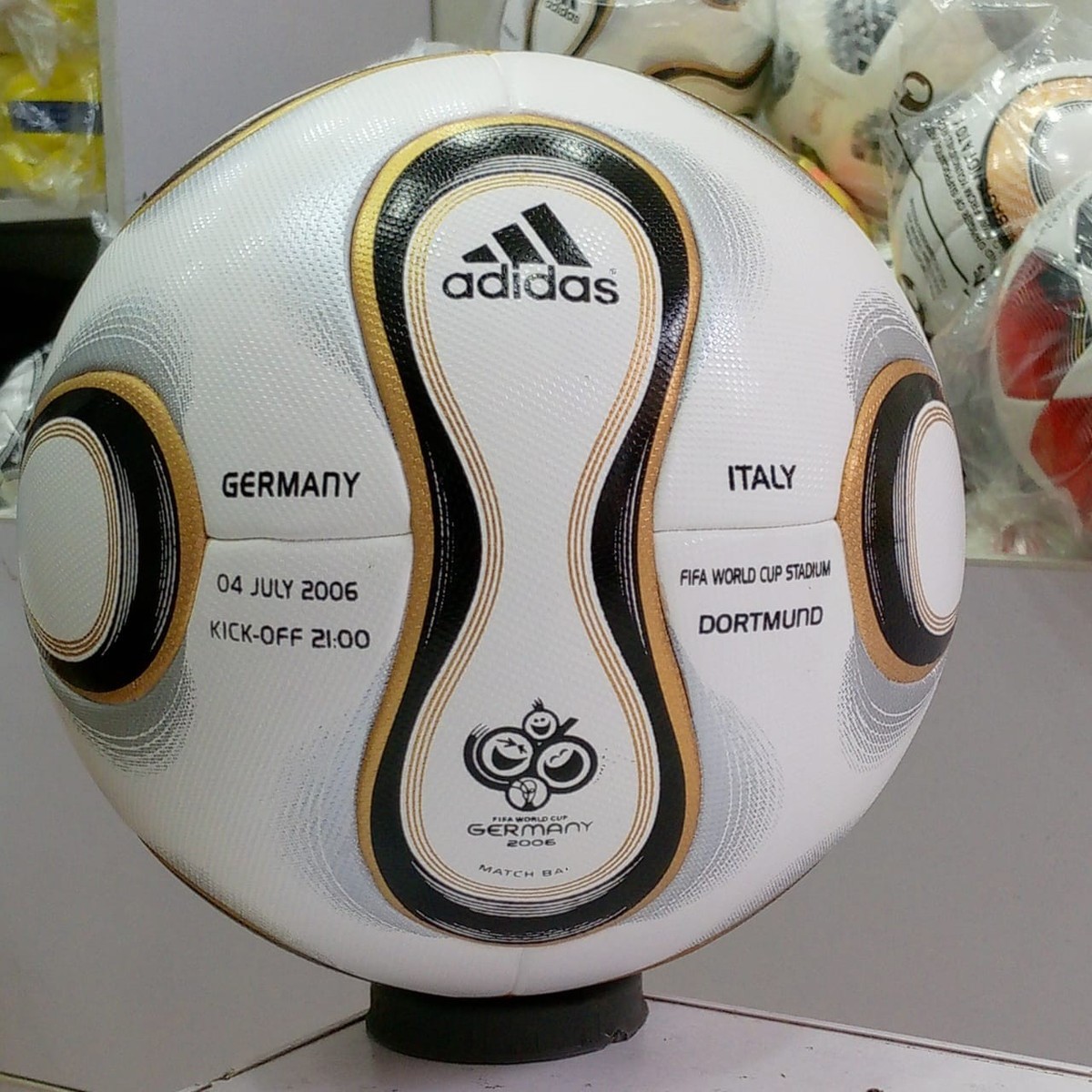 adidas Teamgeist サッカーボール 2006 Adidas Teamgeist World Cup