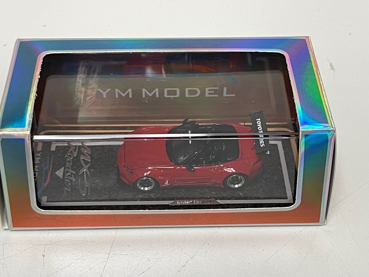 1/64 YM Model Mazda MX-5 Roadster Red with Opening Hood Engine