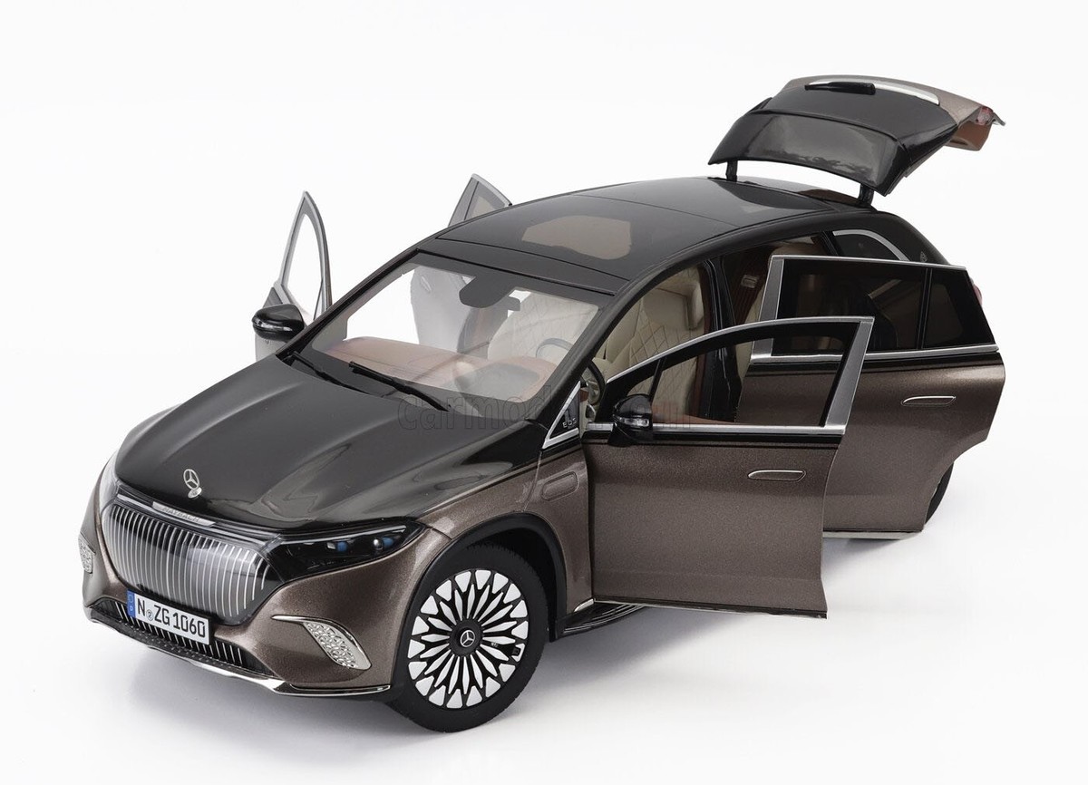 Mercedes-Maybach EQS SUV ミニカー 黒と金カスタム Mercedes-Maybach