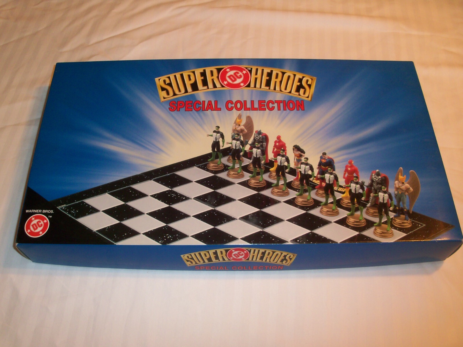 SUPER HEROES CHESS SCHACH スーパーヒーローズ チェス 【公式通販】