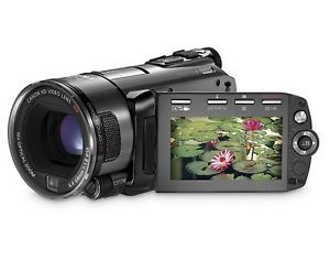 Canon iVIS HF R21 CANON iVIS HF R21 [レッド] 価格比較 - 価格.com