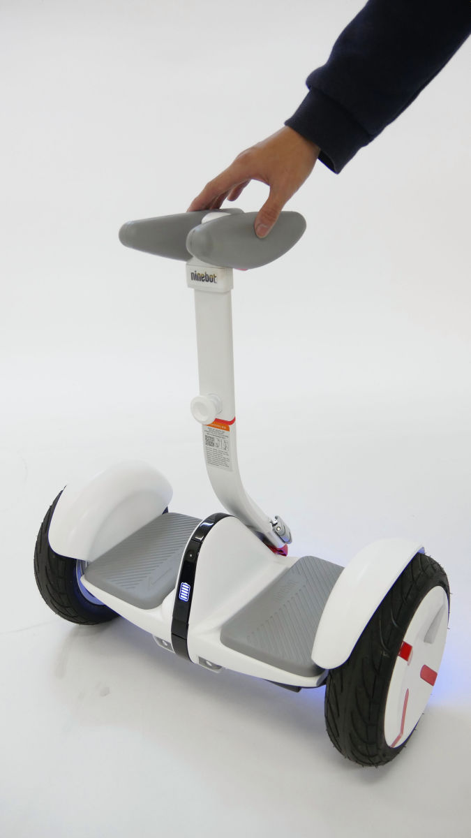 最高速度18km/h＆航続距離30kmの小型モビリティ「Ninebot Mini Pro」を
