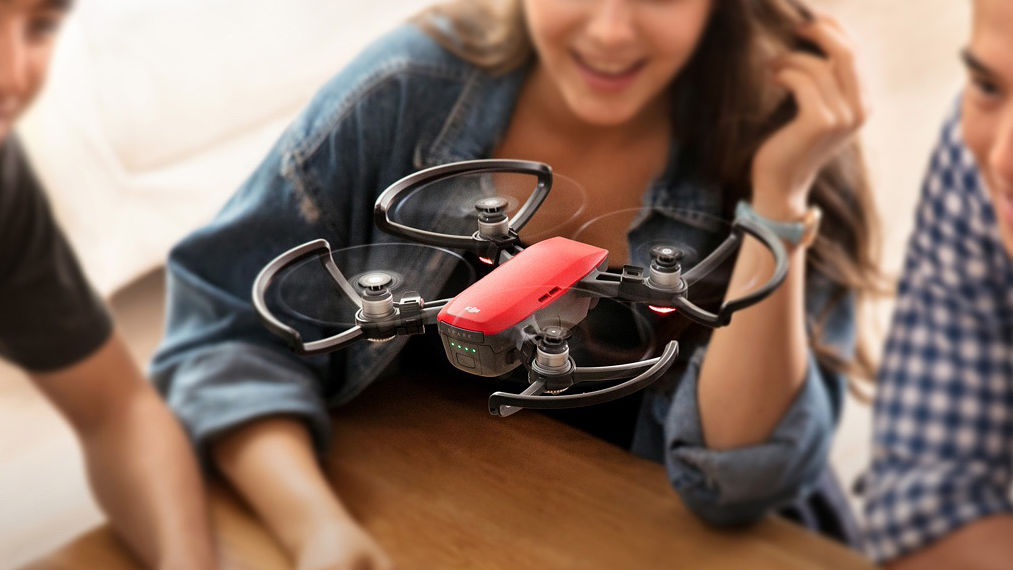 ドローン DJI Spark フルセット（赤） DJI Spark 価格比較 - 価格.com