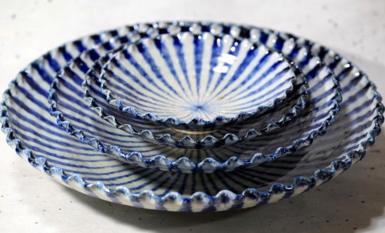 美濃焼 澤窯 可児一広 染十草 皿 4枚 訳あり 欠け