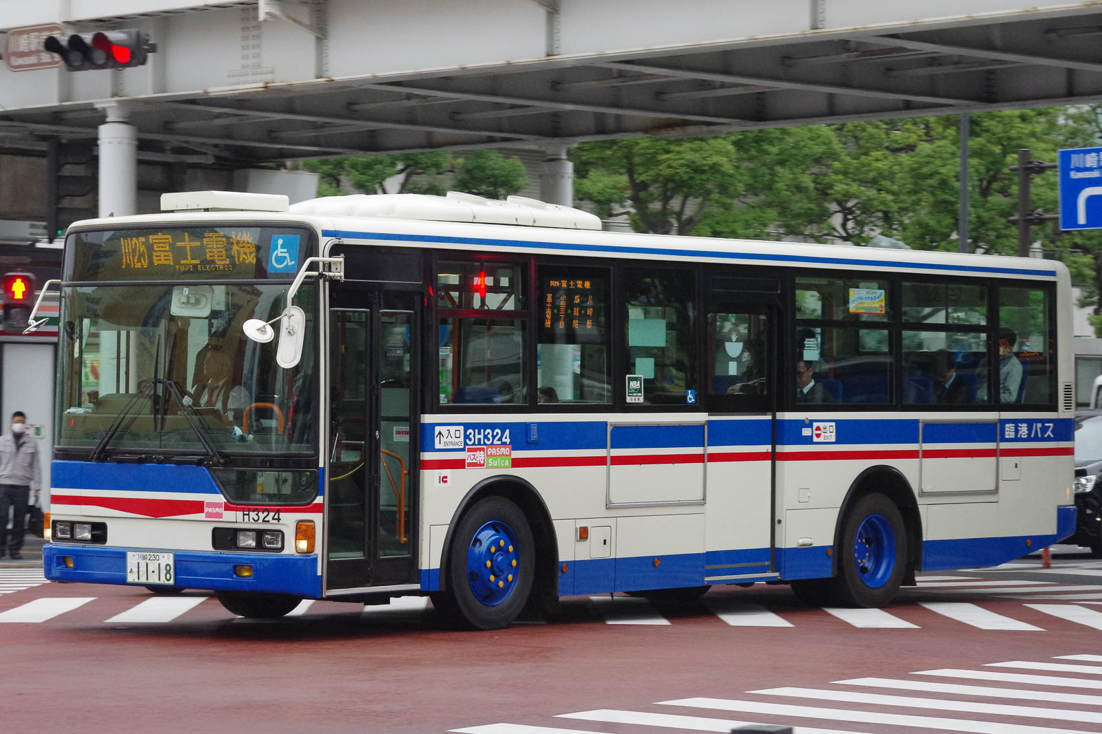 川崎鶴見臨港バス 3H324 | 路線バス車両アルバム