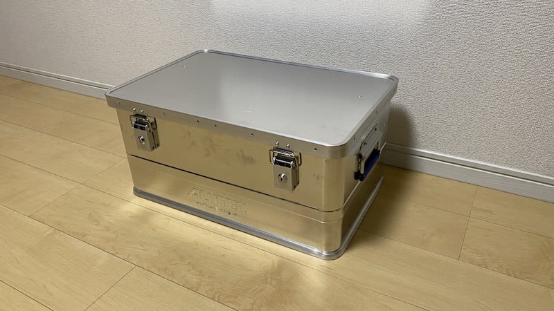 ALUTECのアルミコンテナ48Lがキャンプギアの収納におすすめ！