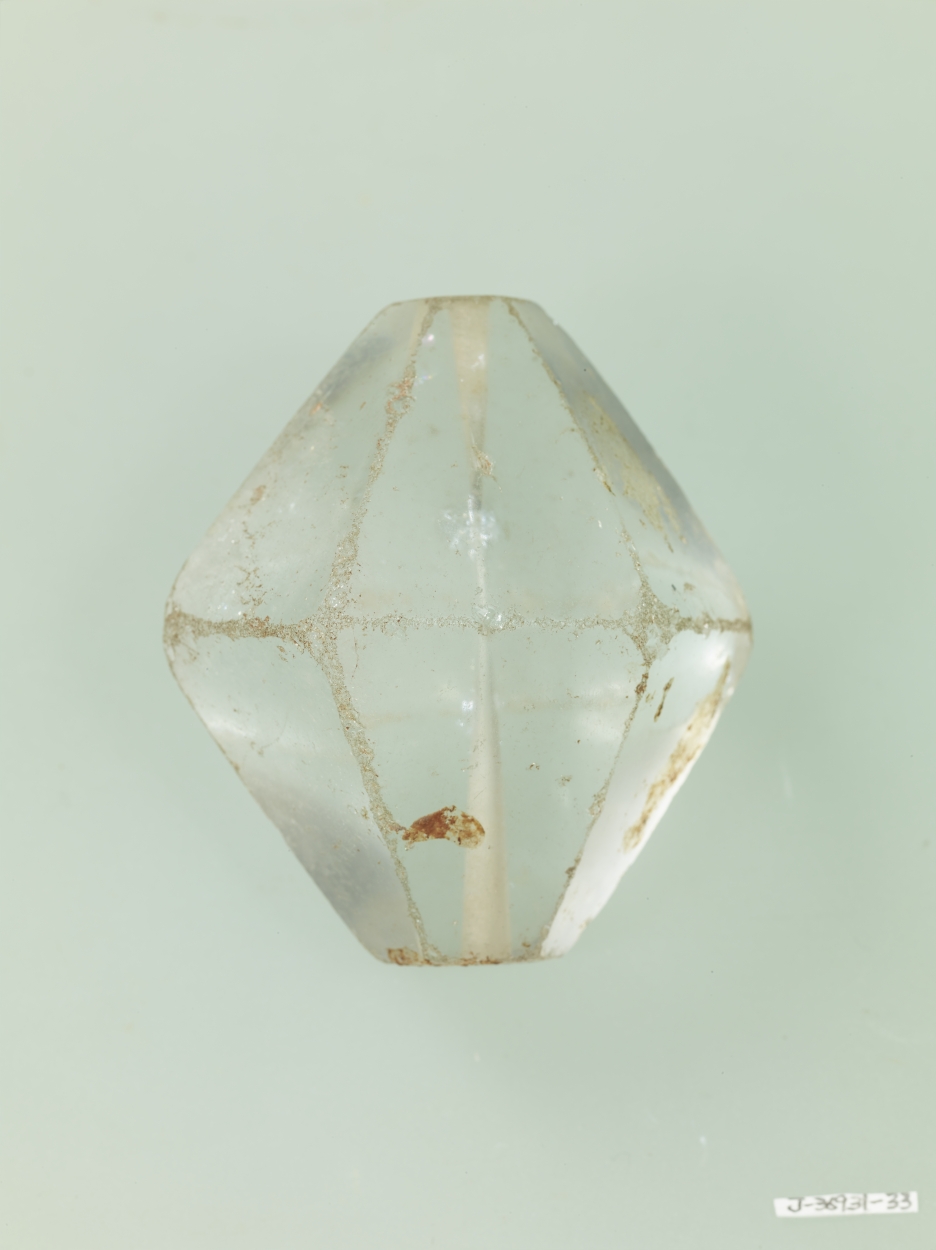 博物館級】水晶切子玉 古墳出土品 2つセット E0040440 水晶製大形