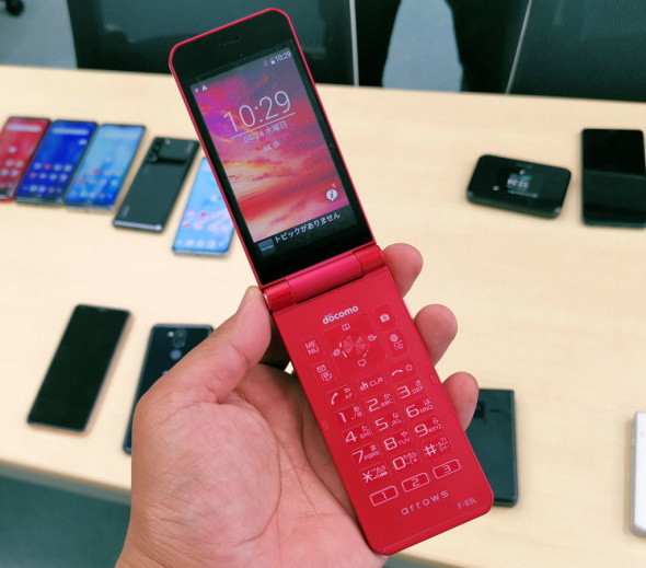 折りたたみケータイ」おすすめ3選 使い慣れたテンキーで快適操作