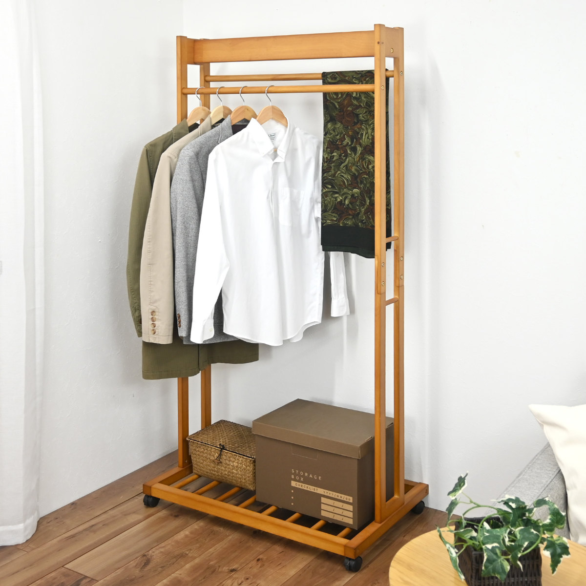 楽天市場】ハンガーラック ダブル 幅81cm 2段 キャスター付 木製