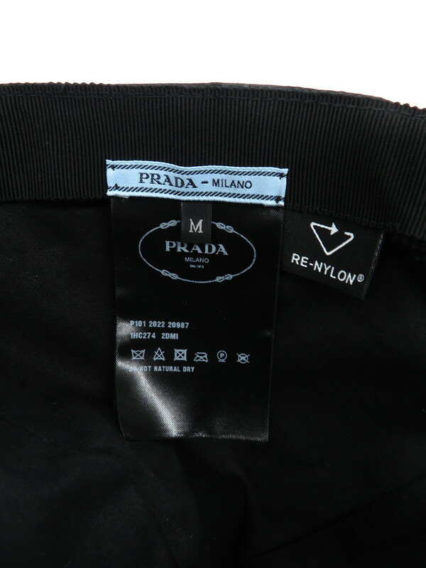 PRADA】プラダ『Re Nylon 三角ロゴ トライアングルプレート キャップ