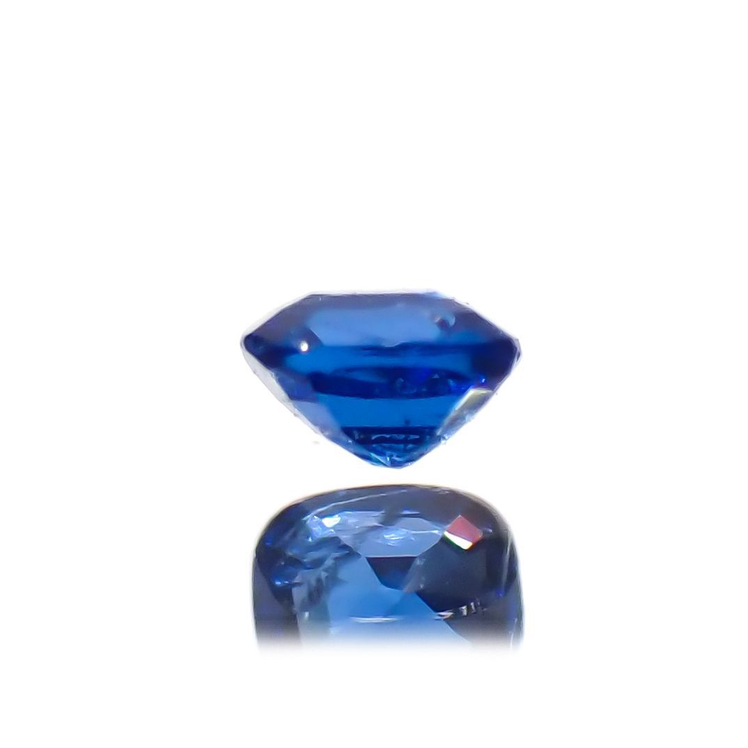 ベトナム/ルックイェン産】コバルトスピネル原石0.345ct - メルカリ