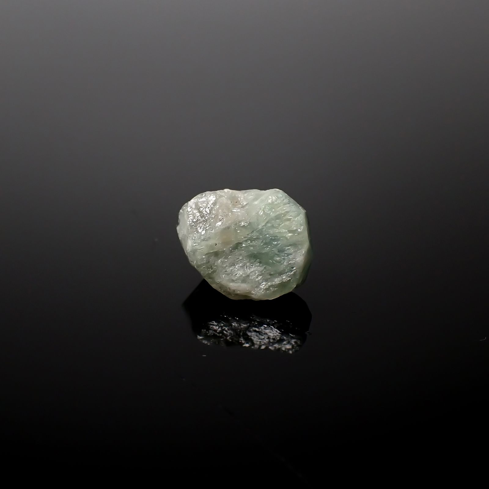 kazuyo◾️ロシア産ナトロライト原石 kazuyo◾️ロシア産ナトロライト